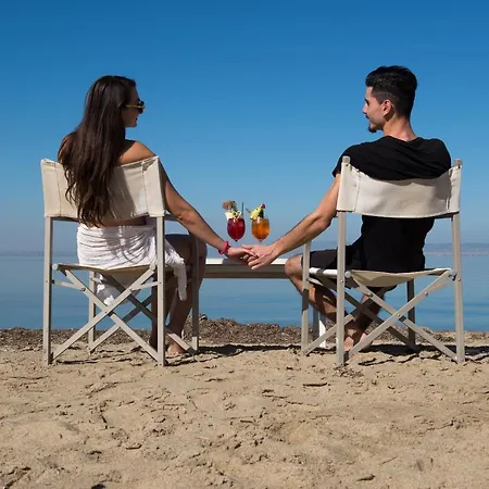 Pithari فندق أغيا ترياس