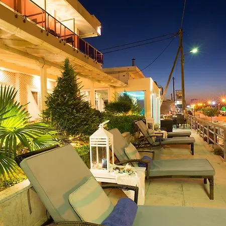 Pithari Hotel *