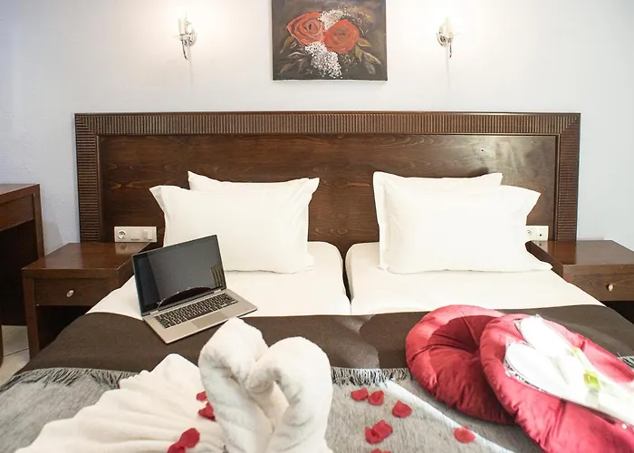 Pithari Hotel